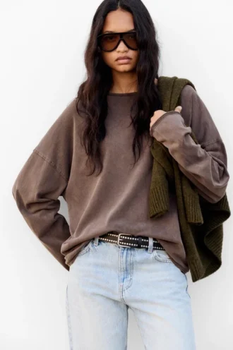 T-shirt oversize a maniche lunghe