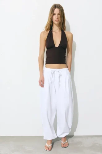 Top con scollo all’americana