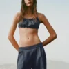 Top con spalline arricciato Top con spalline arricciato