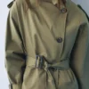 Trench corto a collo alto Trench corto a collo alto
