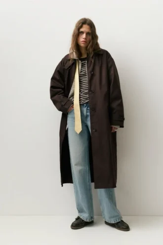 Trench oversize marrone