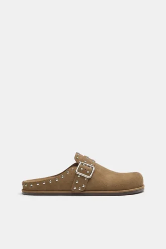 Zoccoli in pelle con borchie